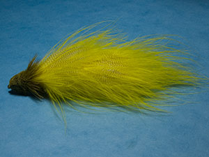 Heifer groomer, yellow